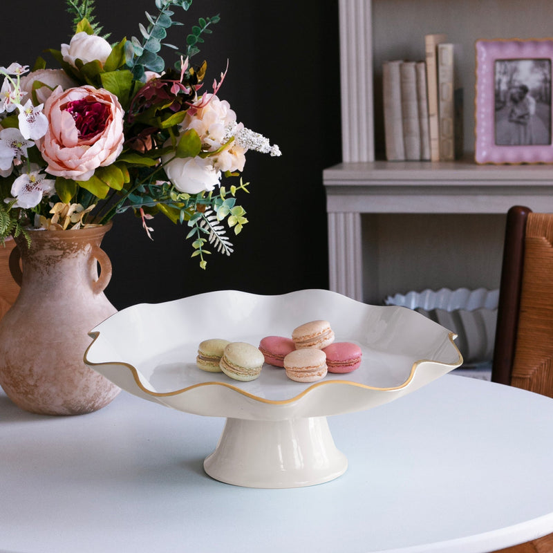 Encanto Carola Pedestal Cake Plate, Cream & White